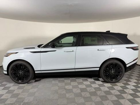 New 2026 Land Rover Range Rover Velar Dynamic SE image 4