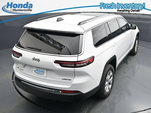 Used 2022 Jeep Grand Cherokee L Limited AWD/4WD image 22