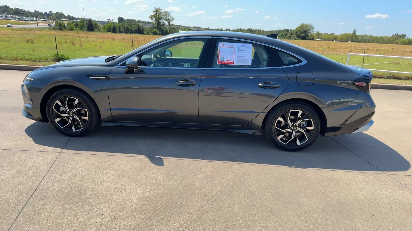 Used 2025 Hyundai Sonata SEL FWD image 6
