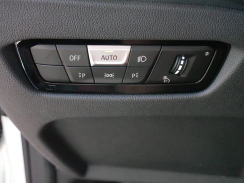 Used 2023 BMW i4 eDrive40 w/ M Sport Package RWD image 28