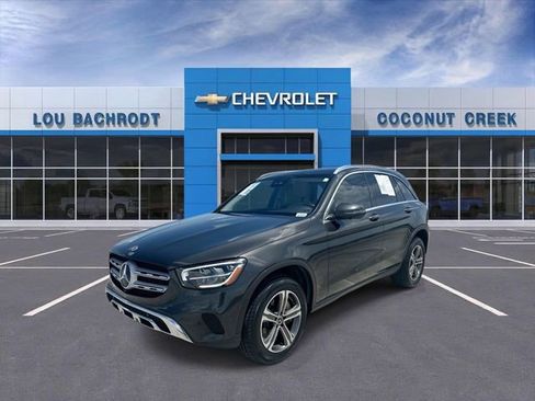 Used 2022 Mercedes-Benz GLC 300 image 4