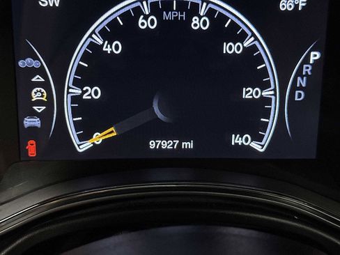 Used 2019 Jeep Grand Cherokee Limited AWD/4WD image 19