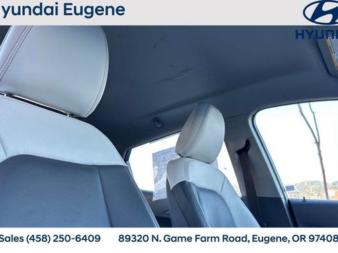 Used 2017 Chevrolet Bolt Premier w/ Driver Confidence II Package image 25