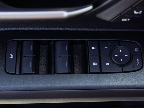New 2026 Toyota 4Runner Limited AWD/4WD image 20