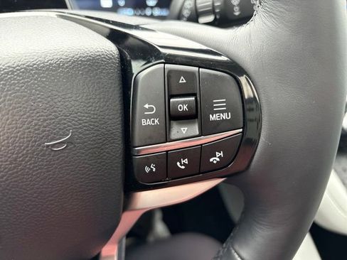 Used 2025 Ford Explorer Platinum AWD/4WD image 11