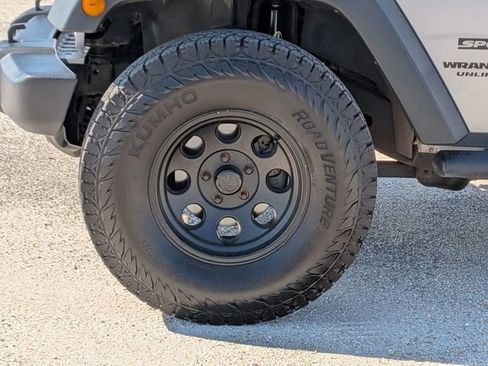 Used 2016 Jeep Wrangler Unlimited Sport w/ Quick Order Package 23S image 31