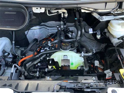 Used 2023 Ford E-Transit Low Roof image 16