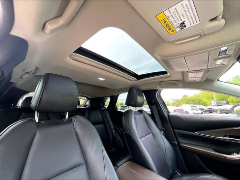 Used 2023 MAZDA CX-30 AWD 2.5 S w/ Premium Package image 7