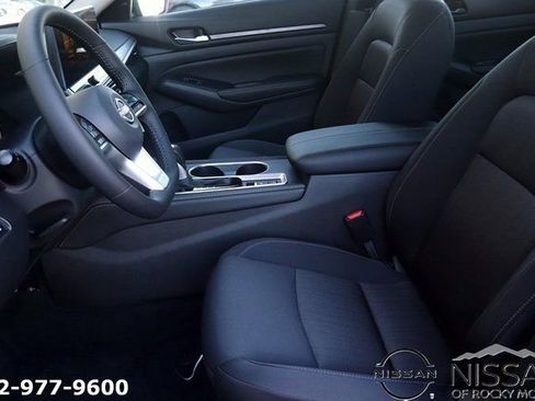 New 2025 Nissan Altima 2.5 SV w/ SV Premium Package image 12