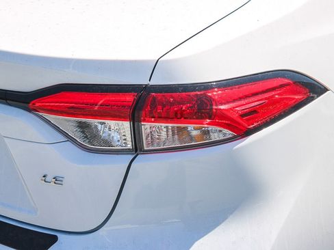 Used 2026 Toyota Corolla LE FWD image 15