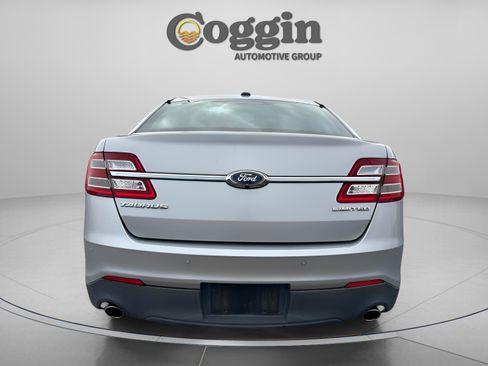 Used 2014 Ford Taurus Limited image 4