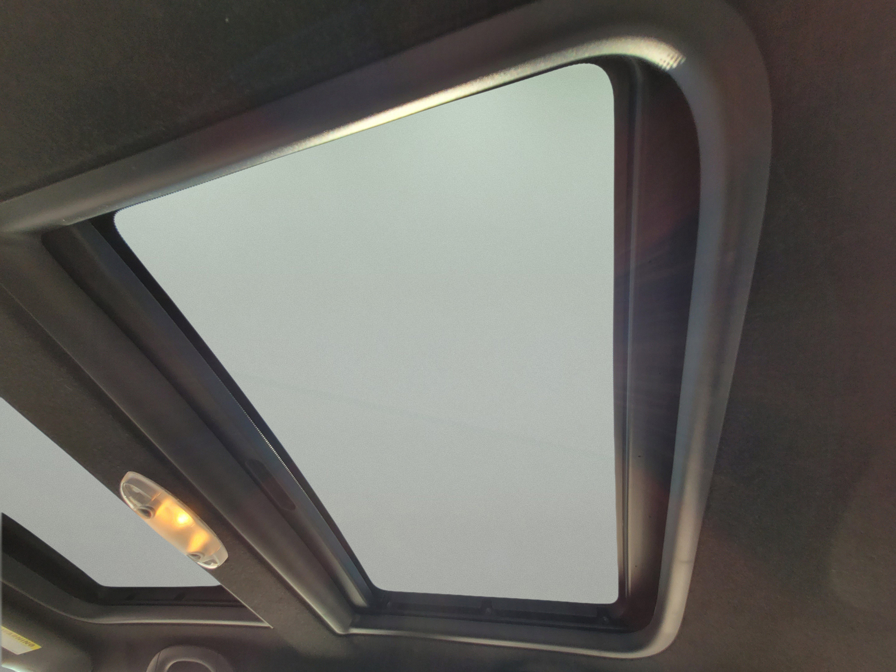 Used 2011 MINI Cooper Hardtop FWD image 24
