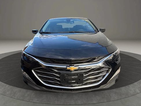 Used 2022 Chevrolet Malibu LT FWD image 2