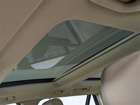 Used 2011 Mercedes-Benz E 350 E 350 image 21