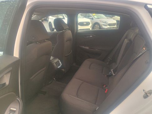 Used 2020 Chevrolet Malibu LT image 17
