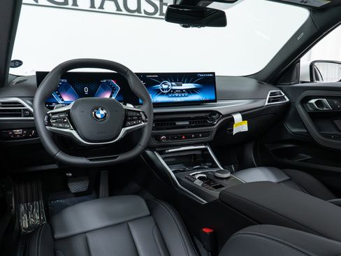 Used 2025 BMW 230i xDrive Coupe w/ Convenience Package image 16
