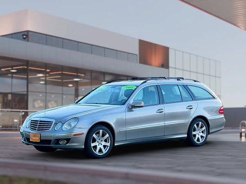 Used 2008 Mercedes-Benz E 350 4MATIC Wagon image 5