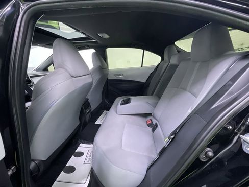 Used 2023 Toyota Corolla SE w/ SE Premium Package image 27