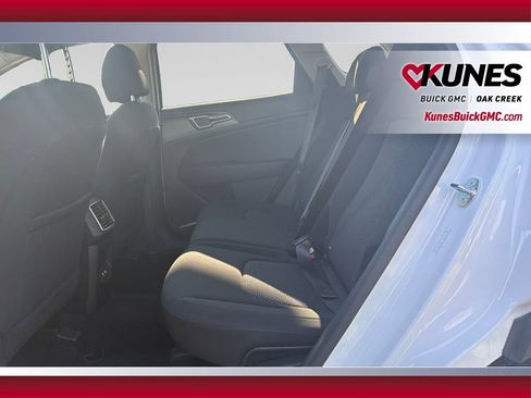 Used 2026 Kia Sportage LX FWD image 30