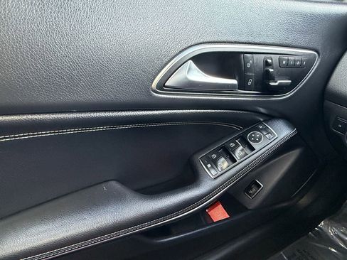 Used 2016 Mercedes-Benz CLA 250 image 11