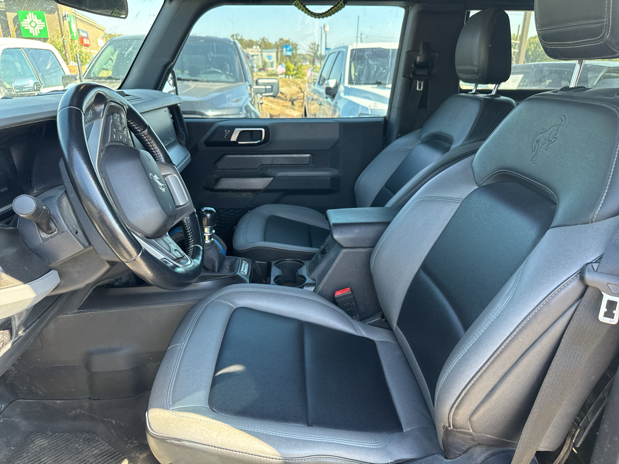 Used 2022 Ford Bronco Black Diamond w/ Sasquatch Package AWD/4WD image 12