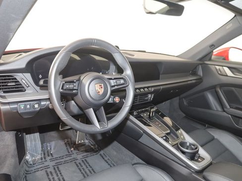 Used 2025 Porsche 911 Carrera RWD image 38