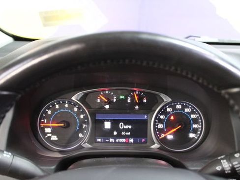 Used 2020 GMC Acadia AT4 w/ GMC Pro Grade Package AWD/4WD image 18