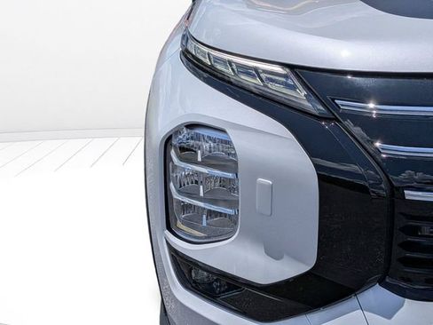 New 2026 Mitsubishi Outlander Trail Edition AWD/4WD image 8