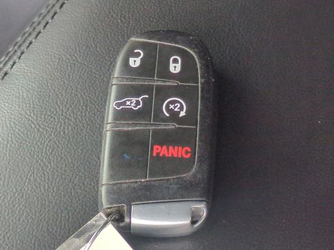 Used 2021 Jeep Grand Cherokee Limited w/ Trailer Tow Group IV AWD/4WD image 27
