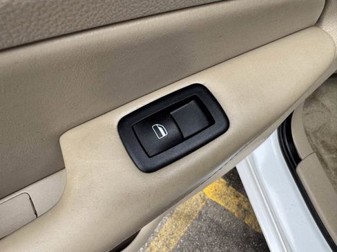 Used 2018 Jeep Grand Cherokee Overland image 43