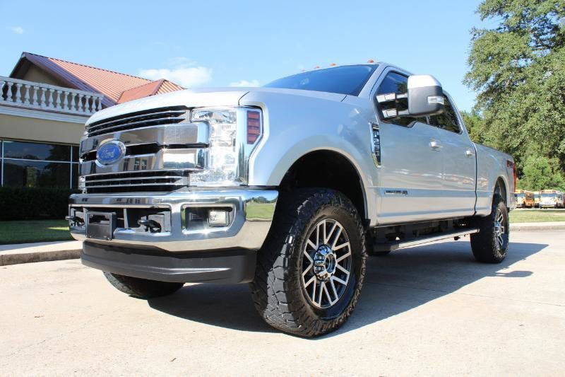 Used 2017 Ford F250 Lariat w/ Lariat Value Package AWD/4WD image 9