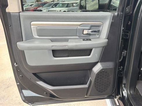 Used 2016 RAM 2500 SLT image 15