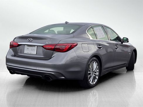 Used 2018 INFINITI Q50 Luxe w/ Sensory Package (Luxe) image 4