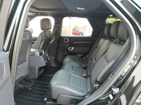 Used 2023 Land Rover Discovery S AWD/4WD image 20