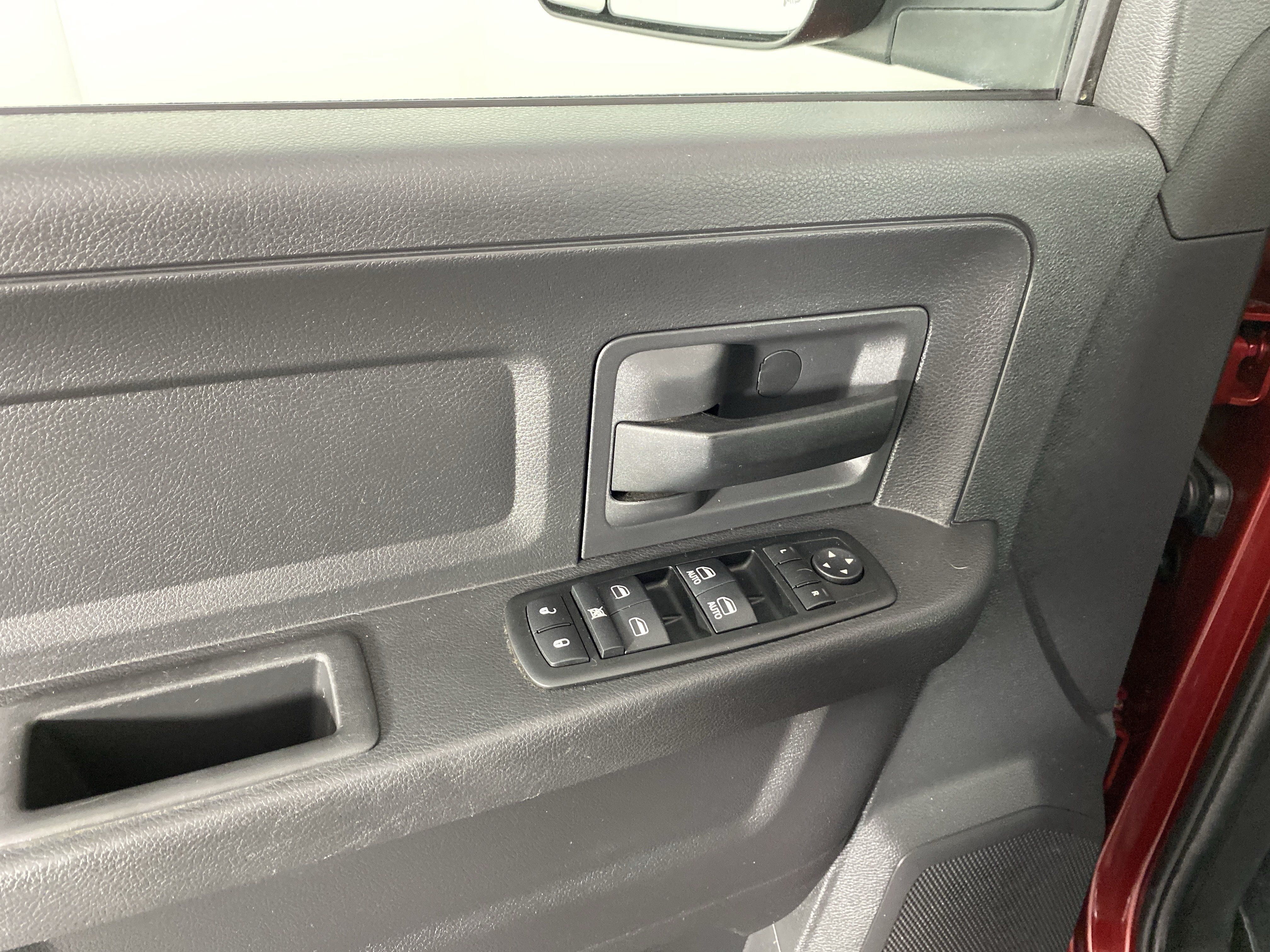 Used 2012 RAM 1500 Express w/ ST Popular Equipment Group AWD/4WD image 10