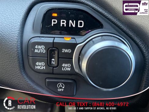 Used 2025 RAM 1500 Big Horn AWD/4WD image 24