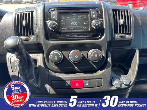 Used 2017 RAM ProMaster 1500 FWD image 3