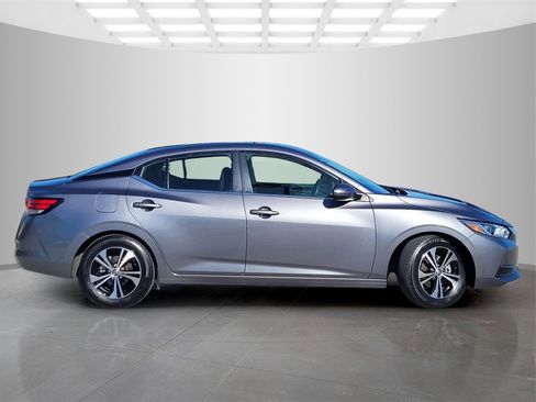 Used 2023 Nissan Sentra SV image 3