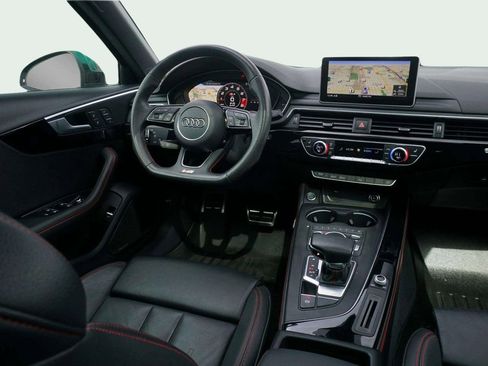 Used 2019 Audi A4 2.0T Premium Plus w/ Premium Plus Package image 29