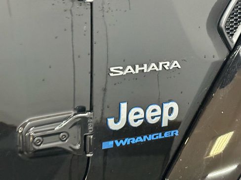 Used 2023 Jeep Wrangler Unlimited Sahara w/ Cold Weather Group image 47