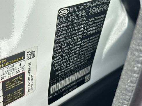 Used 2022 Land Rover Range Rover Sport HSE Silver Edition image 37