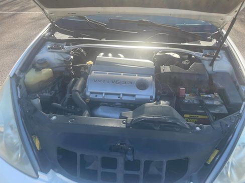 Used 2005 Lexus ES 330 image 3