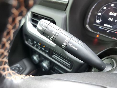 Used 2022 GMC Yukon XL AT4 w/ Max Trailering Package image 22