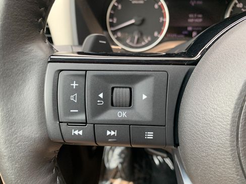Used 2022 Nissan Rogue SL w/ SL Premium Package AWD/4WD image 16