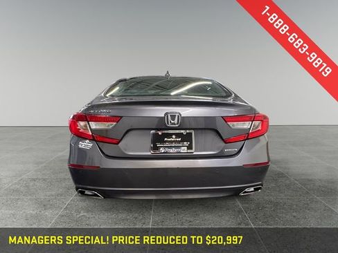 Used 2018 Honda Accord Touring image 25