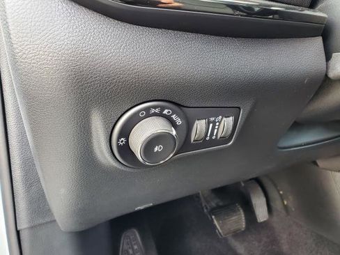 Used 2026 Jeep Compass Limited AWD/4WD image 8