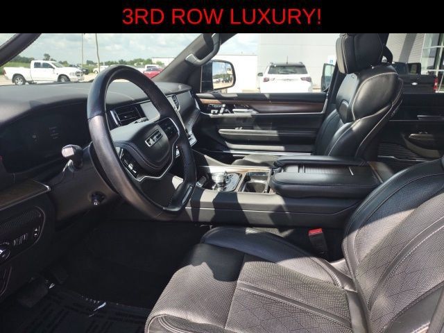 Used 2023 Jeep Grand Wagoneer L Series II AWD/4WD image 11