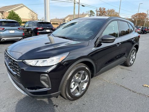 New 2026 Ford Escape ST-Line image 4