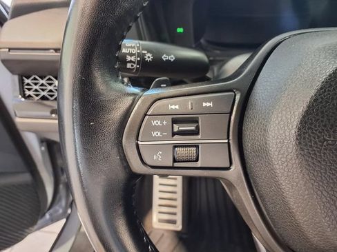 Used 2023 Honda Accord Sport image 8