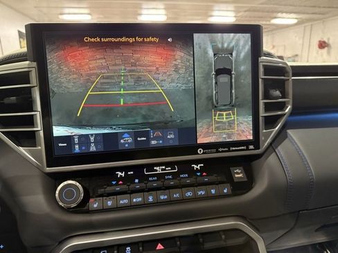 Used 2023 Toyota Sequoia Platinum image 37